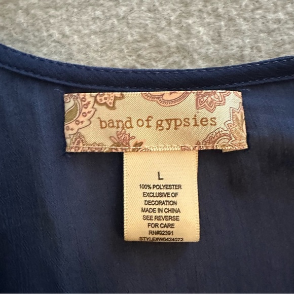 Band of Gypsies Blue Sheer Gold Tie Neck Long Slv Peasant Top Boho size L - Picture 4 of 5